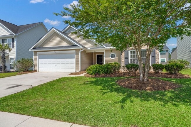 Photo - Charming 3BR Home in the Heart of Moncks Corner