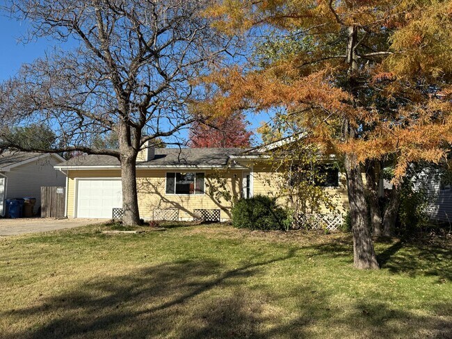 Photo - 5902 W Franklin St