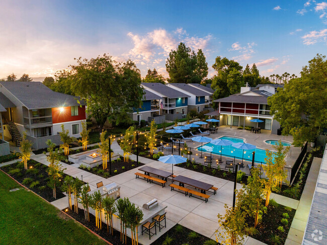 Building Photo - The Mews at Dixon Farm Rental