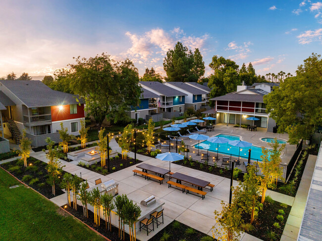 Building Photo - The Mews at Dixon Farm Rental