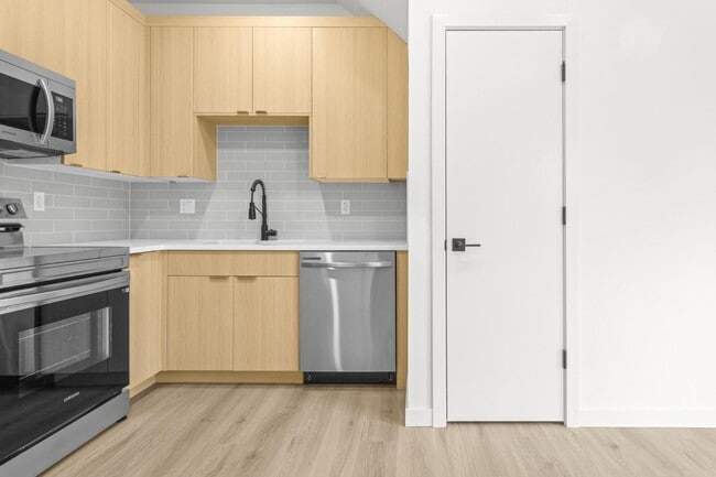 Photo - 540 N Blandena St