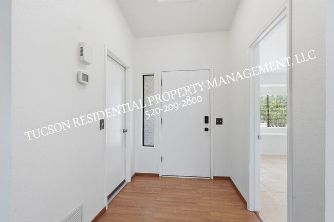 Photo - 2531 W Glenbrook Way