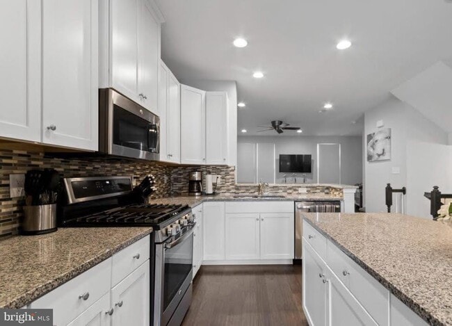 Photo - 68 Benford Ln