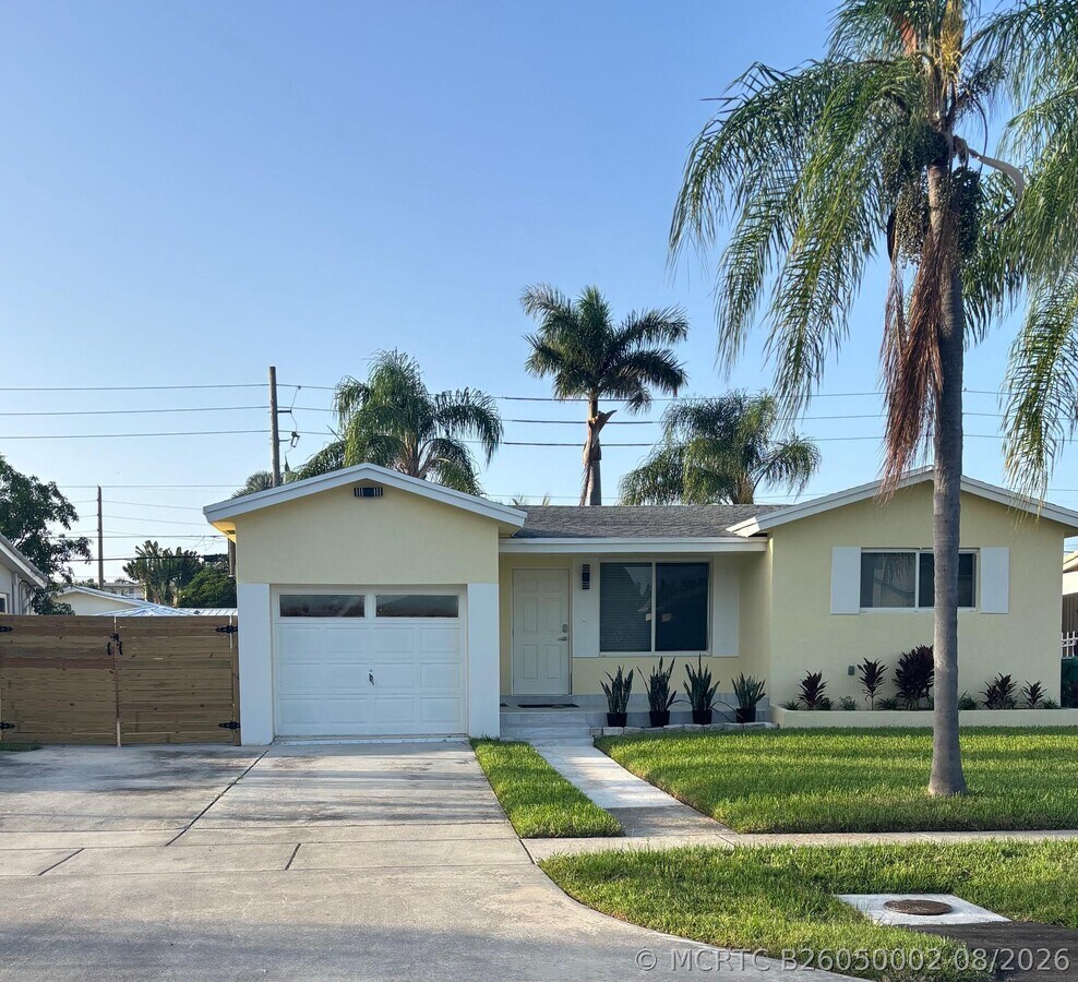 Photo - 325 SE 3rd Pl