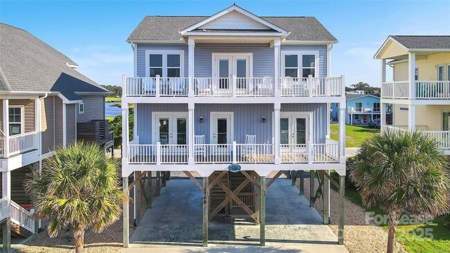 Building Photo - 1708 W Dolphin Dr Rental