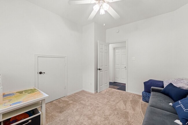 Photo - 5094 Pleasure Lake Dr