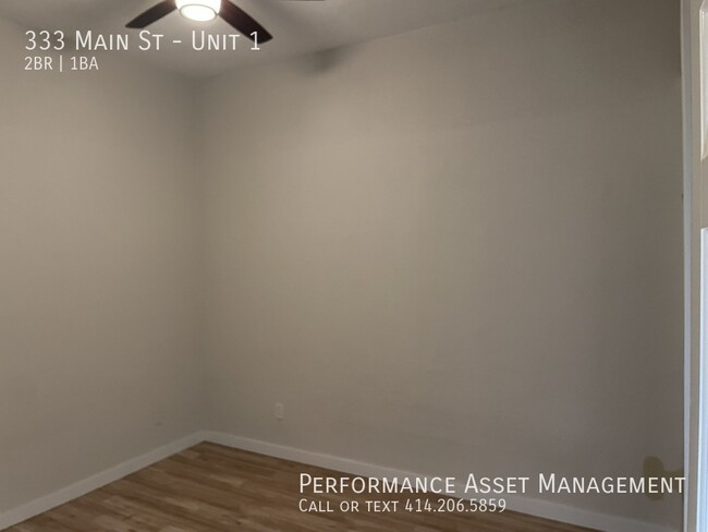 Photo - Darling Downtown Racine 2 Bedroom LOFT Unit 1