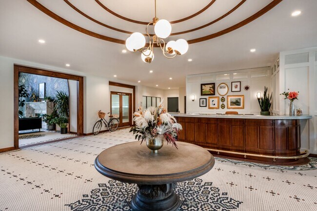 Photo - Alexan Florence