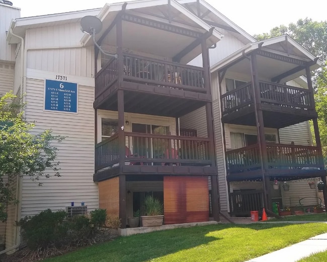 Building Photo - 17371 E Mansfield Ave Unit 622L