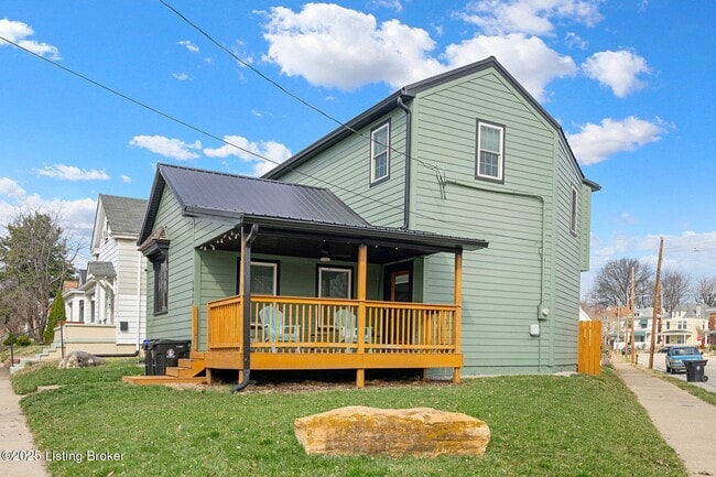 Building Photo - 1057 E Caldwell St Rental