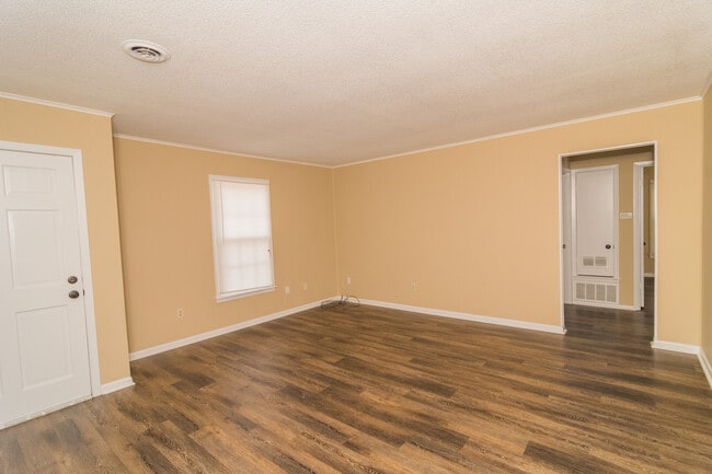 Photo - 705 June Dr Unidad #A