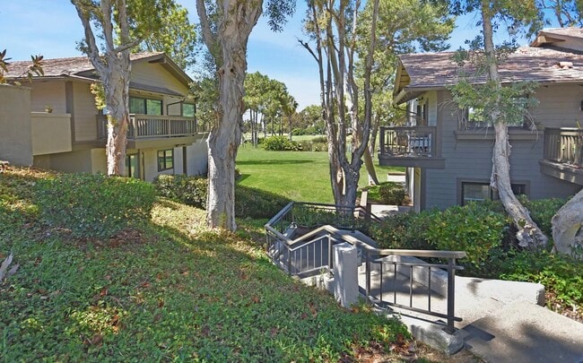 Building Photo - 14 Lago Norte Unit #7