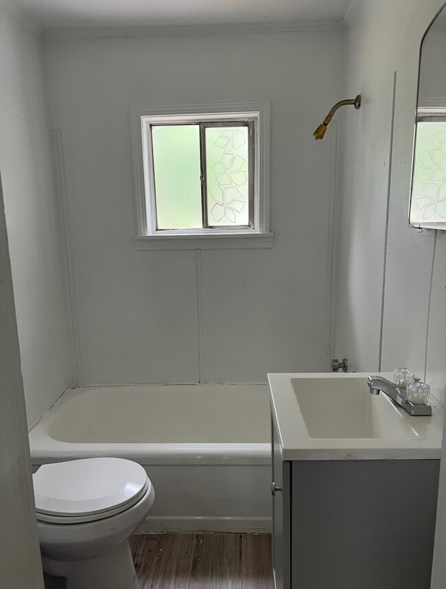 Photo - 10 Logaras Cir