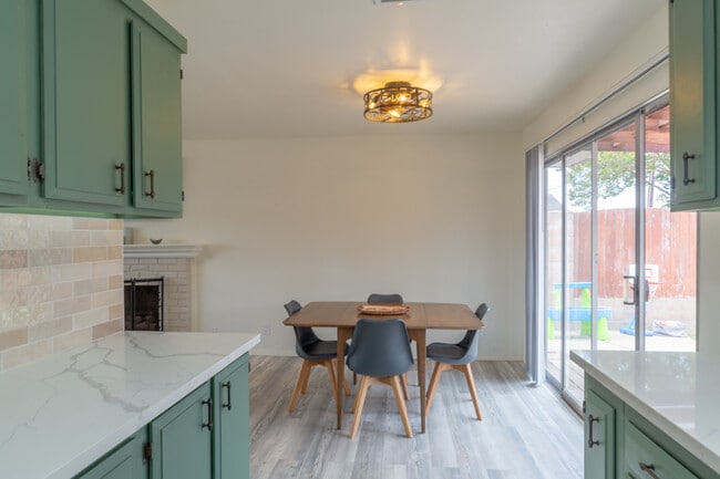 Photo - 3950 Agena Way