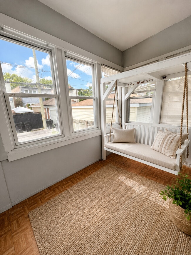 Photo - 4112 W Wellington Ave Unidad 1R