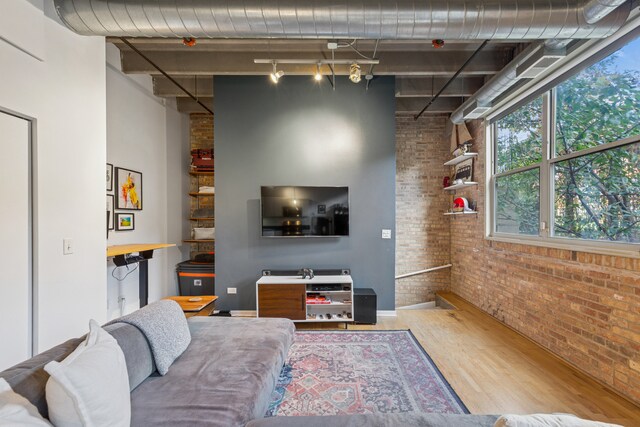Photo - 1740 N Maplewood Ave Unit 122