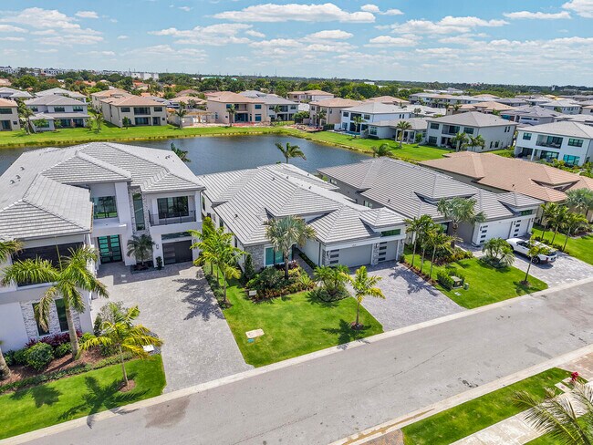 Photo - 9524 Riverside Pk Dr