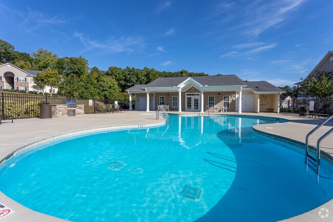 Pool - Magnolia House