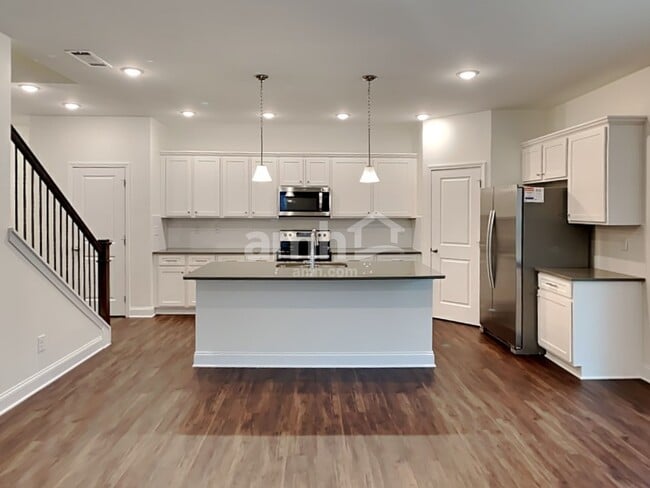 Photo - 5292 Blue Mountain Dr