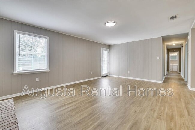 Photo - 3606 Cameron Dr