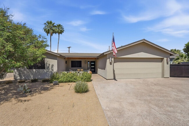 Building Photo - 6519 N 86th Pl