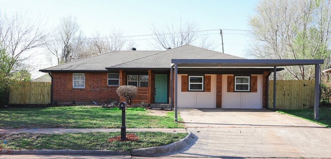 Building Photo - 4720 SE 50th St