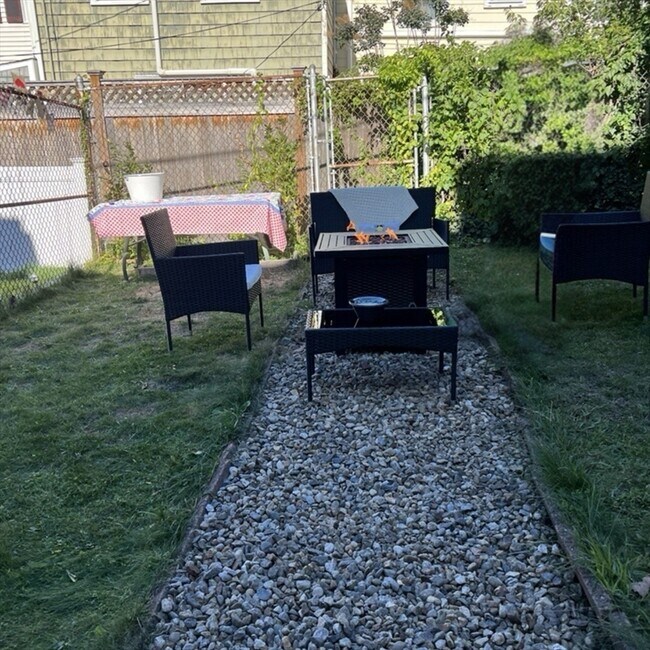 Photo - 413 Bunker Hill St Unidad 1