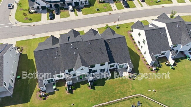 Photo - 730 Putney Hl Rd
