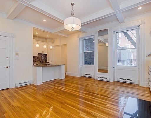 Photo - 9 Temple St Unit 1