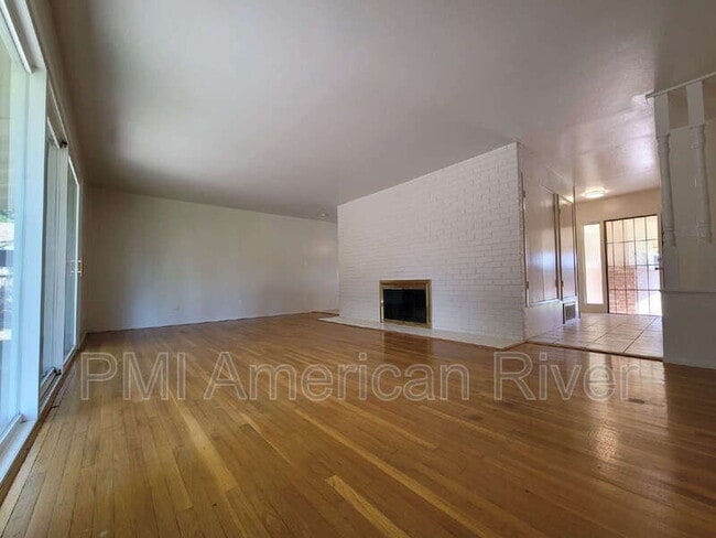 Photo - 9060 Talisman Dr