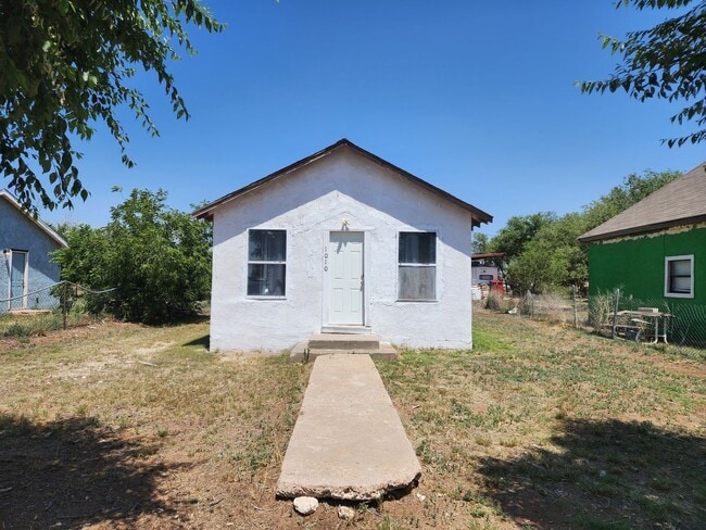 Cozy 1 Bed 1 Bath Home!!! - Cozy 1 Bed 1 Bath Home!!!