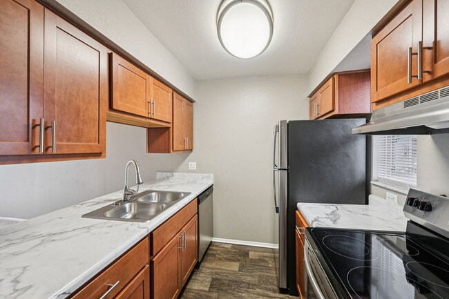 Aaron Lake Apartments