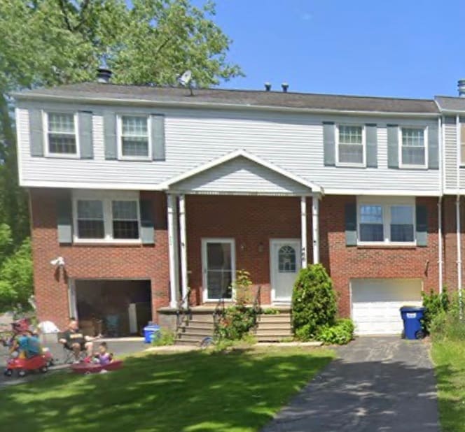 Photo - 466 Penbrooke Dr
