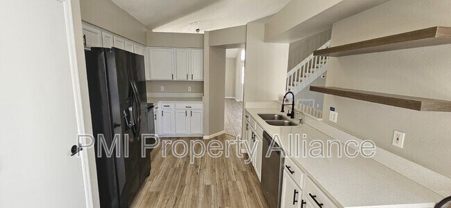 Photo - 4902 Monarch Ln