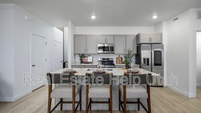 Photo - 1565 Charmer Ln