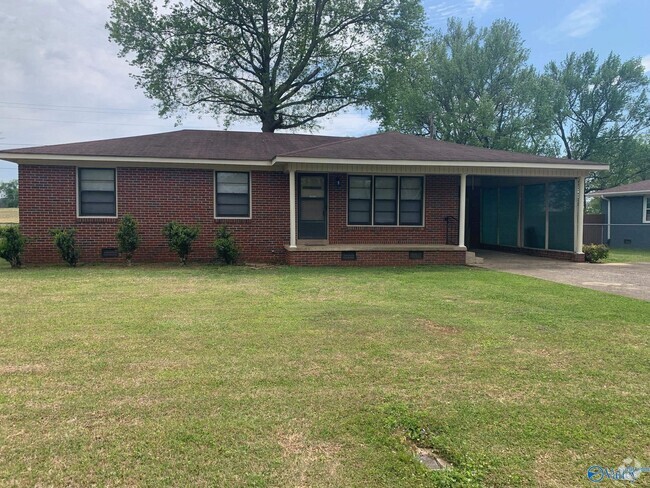 Building Photo - 902 Hereford Dr Rental