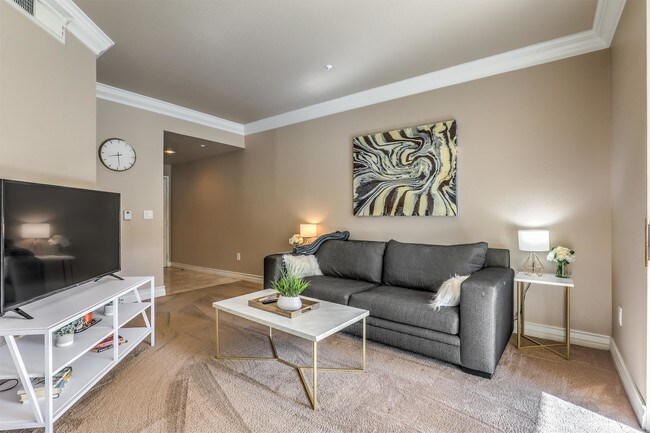 Photo - 260 E Flamingo Rd