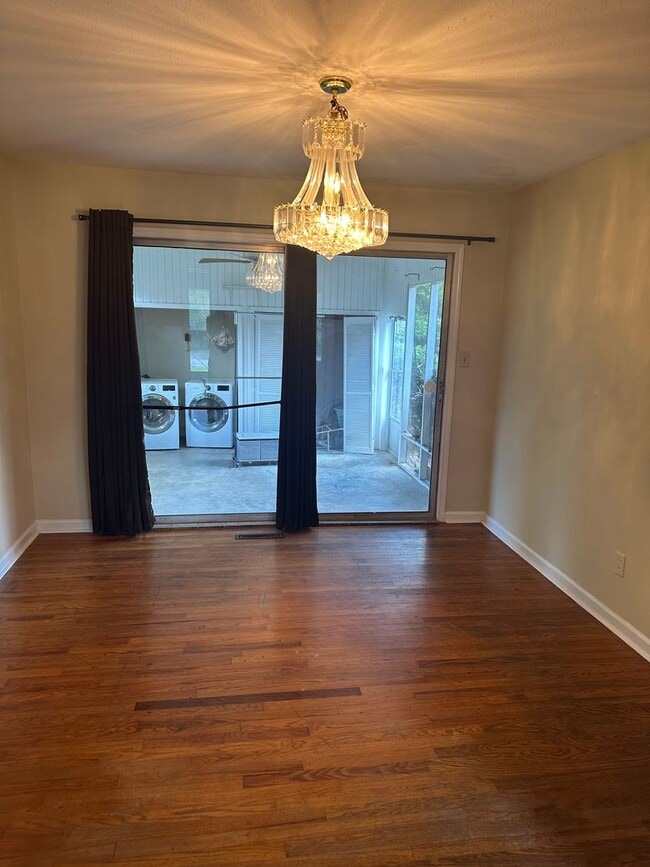 Photo - 1220 W Park Ave