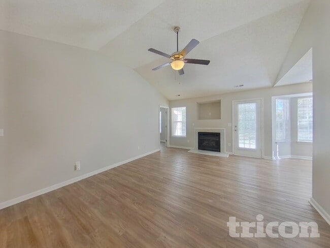 Photo - 7112 Rumple Rd