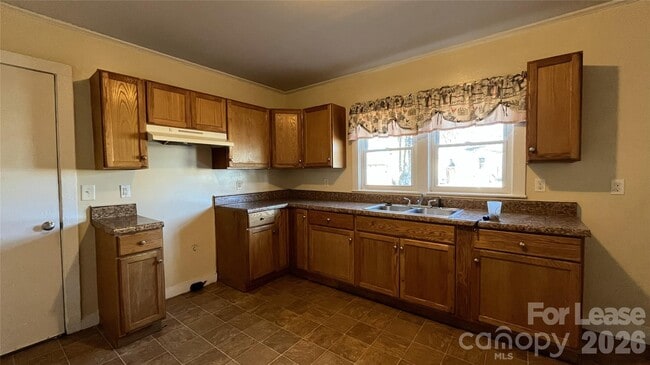 Photo - 2621 Dr Carver Rd