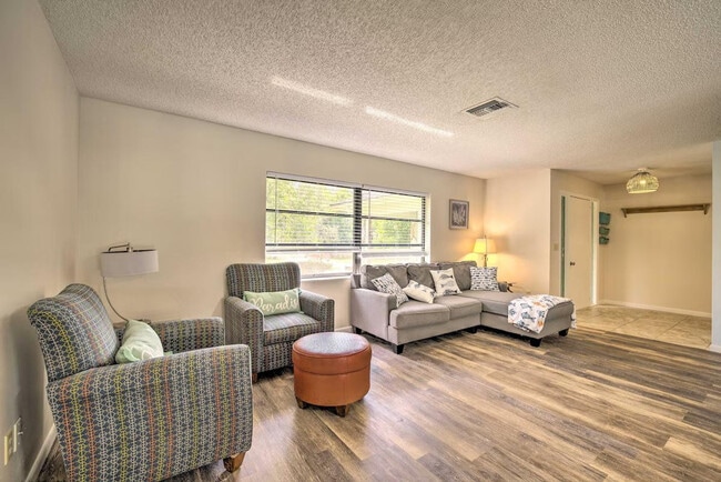 Photo - 6 Shumard Ct N Unit ID1386132P