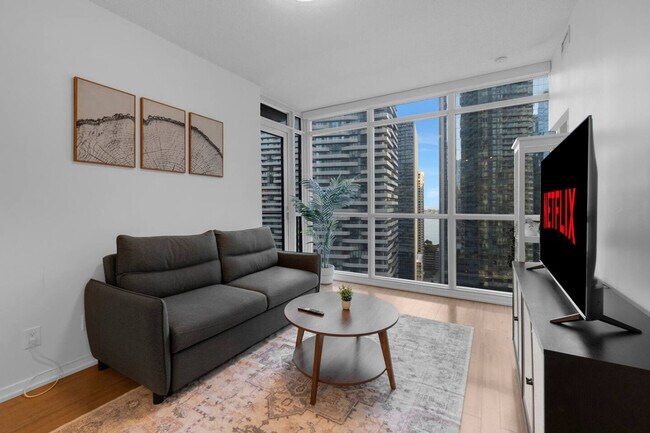 Photo - 65 Bremner Blvd Unit SI ID1403806P