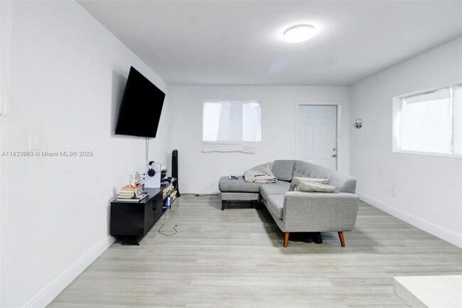 Photo - 5510 NW 30th Ave