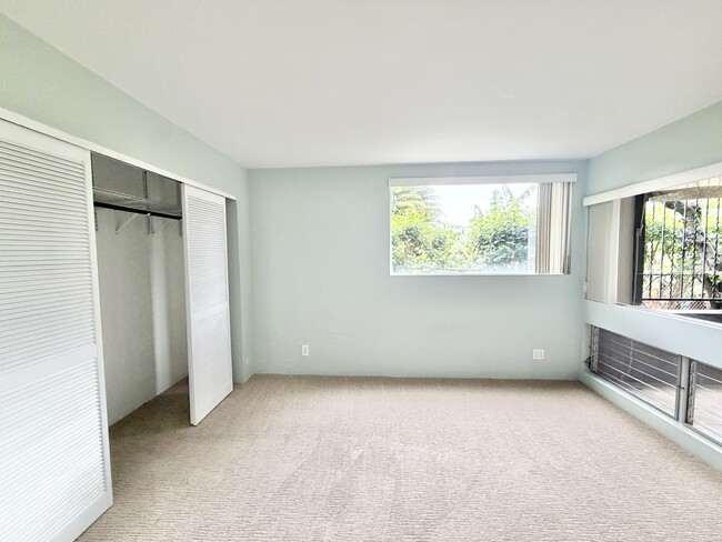 Photo - 3741 Kanaina Ave