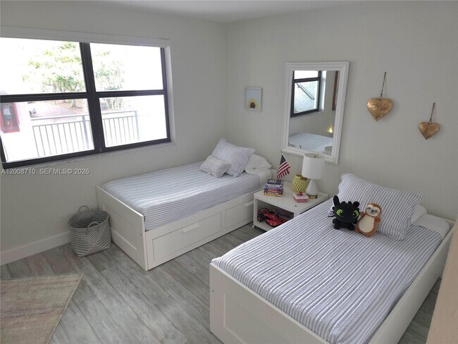 Photo - 16171 Blatt Blvd Unit 302