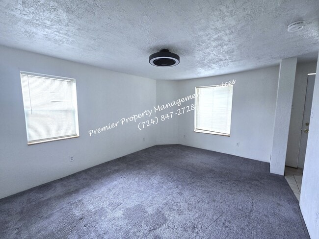 Photo - 455 E Jefferson St