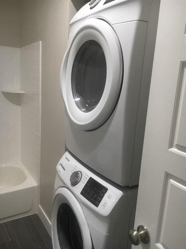 Photo - 719 S 500 E Unit B