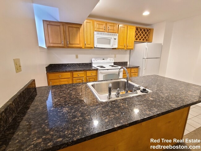 Photo - 51 Queensberry St Unit B