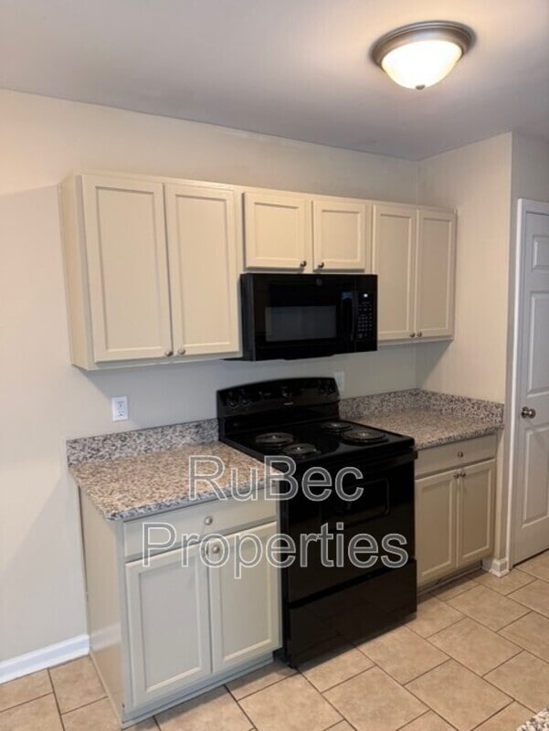 Photo - 5405 Esther Ln