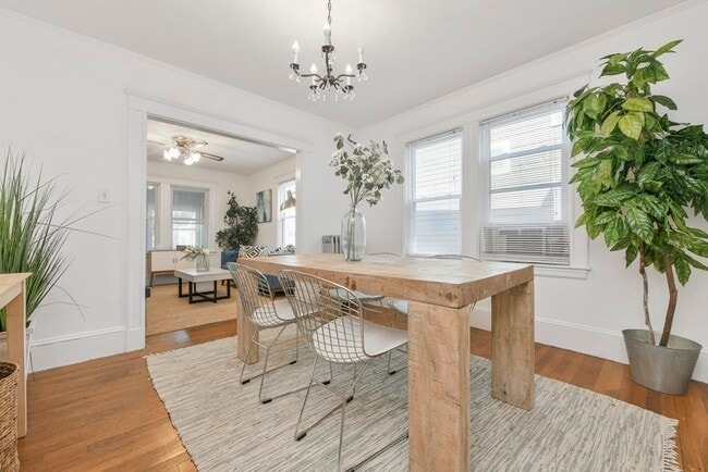 Photo - 34 Thingvalla Ave Unit #